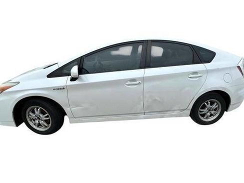 Used 2011 Toyota Prius Two FWD image 2