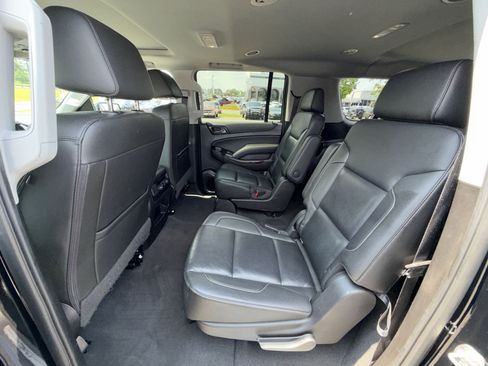 Used 2019 GMC Yukon XL SLT AWD/4WD image 24