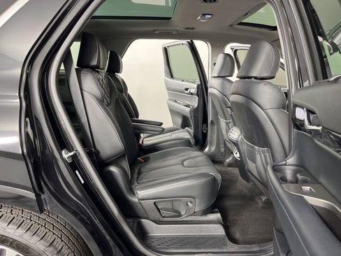 Used 2021 Hyundai Palisade Limited w/ Cargo Package FWD image 48