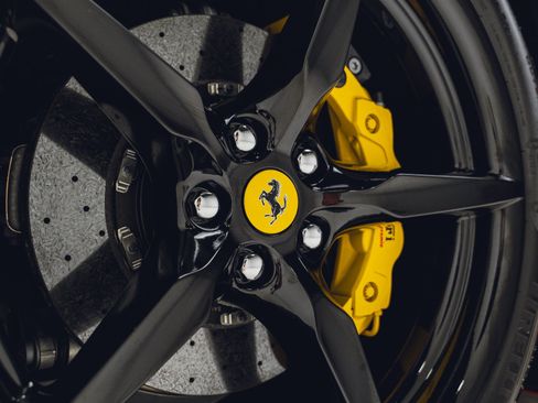 Used 2017 Ferrari 488 GTB RWD image 25
