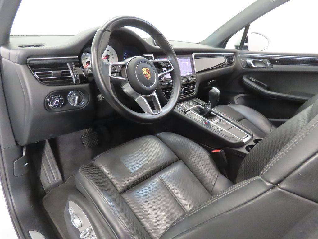 Used 2021 Porsche Macan S AWD/4WD image 4