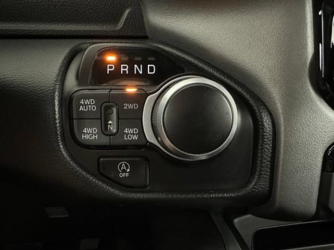Used 2022 RAM 1500 Big Horn AWD/4WD image 21