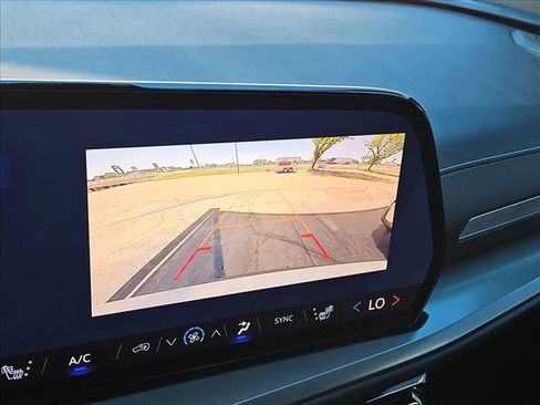 New 2026 Chevrolet Traverse LT FWD image 13