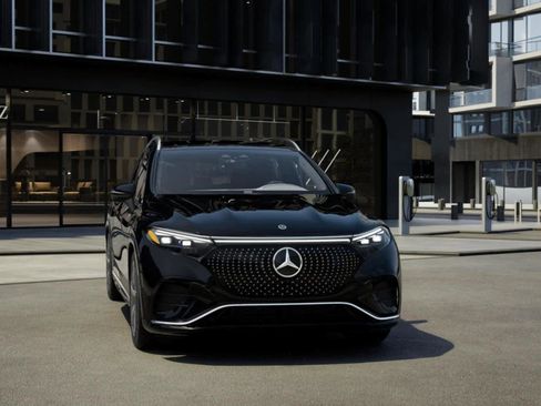 New 2026 Mercedes-Benz EQS 400 4MATIC SUV image 8