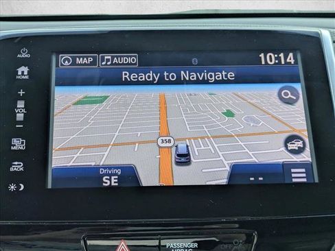 Used 2017 Honda Pilot Elite image 12