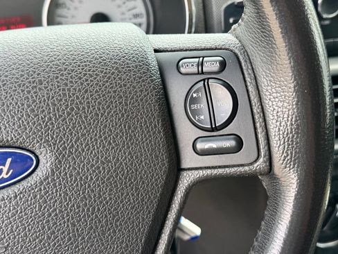 Used 2010 Ford Explorer Sport Trac XLT AWD/4WD image 14