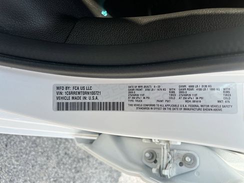Used 2024 RAM 1500 Big Horn RWD image 31