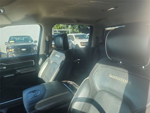 Used 2019 RAM 1500 Laramie RWD image 14