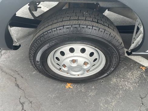 Used 2023 Ford Transit 250 Medium Roof AWD image 18