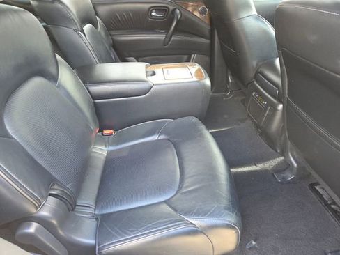 Used 2017 INFINITI QX80 Base image 32