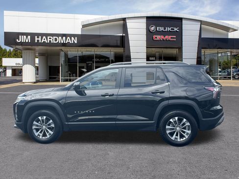 Used 2025 Chevrolet Equinox LT w/ Convenience Package II AWD/4WD image 4