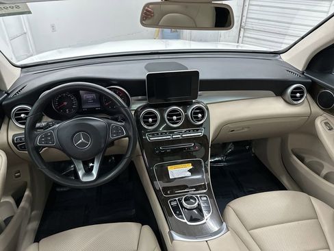 Certified 2018 Mercedes-Benz GLC 300 GLC 300 image 22