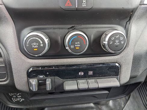 Used 2022 RAM 2500 Tradesman AWD/4WD image 32