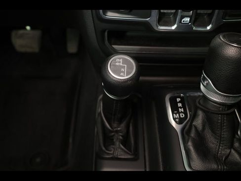 Used 2022 Jeep Wrangler Unlimited Sport image 27