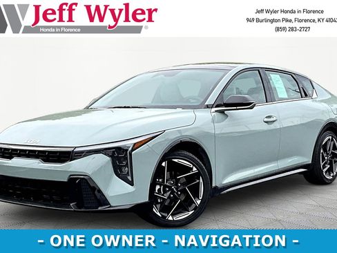 Used 2025 Kia K4 GT-Line w/ GT-Line Premium Package FWD image 1