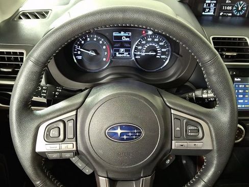 Used 2017 Subaru Forester 2.5i Touring AWD/4WD image 19