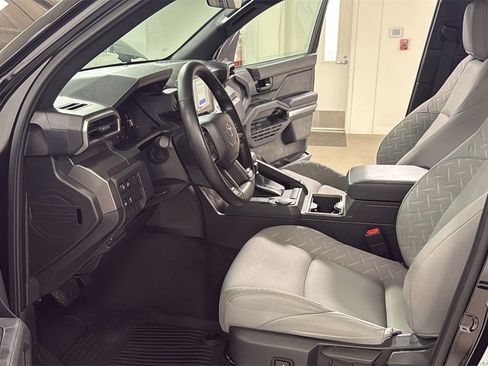 Certified 2025 Toyota Tacoma SR5 image 12