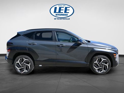 New 2026 Hyundai Kona SEL Premium image 2
