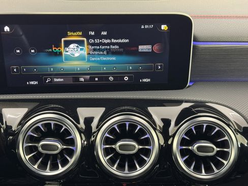 Used 2020 Mercedes-Benz CLA 250 CLA 250 w/ Premium, AMG Line & image 26