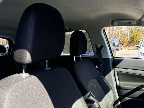 Used 2021 Mitsubishi Outlander Sport ES image 19