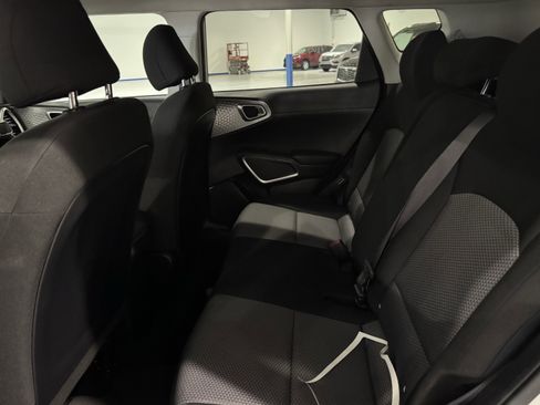 Used 2023 Kia Soul LX w/ Option Group 015 image 7