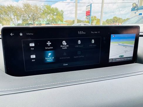 Used 2023 Genesis G80 image 34