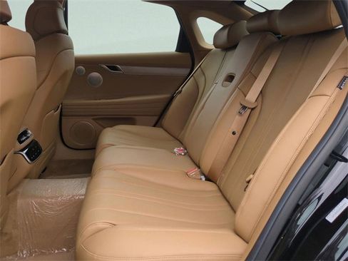 Certified 2025 Genesis G80 2.5T Advanced image 11