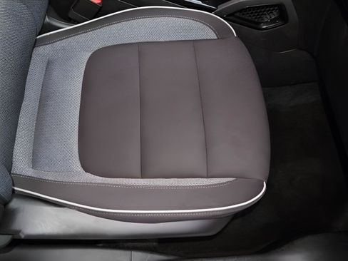 Used 2023 Chevrolet TrailBlazer LT w/ Convenience Package FWD image 19