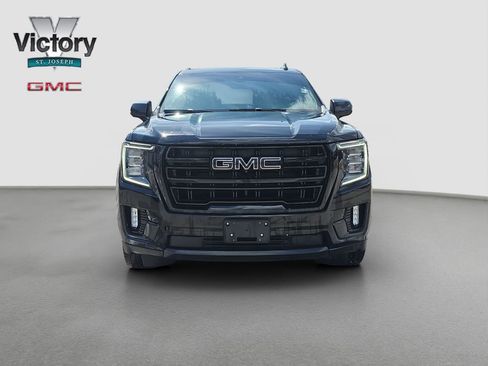 Used 2021 GMC Yukon SLT w/ SLT Premium Package AWD/4WD image 2