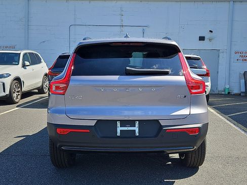 New 2026 Volvo XC40 B5 Plus w/ Climate Package AWD/4WD image 5