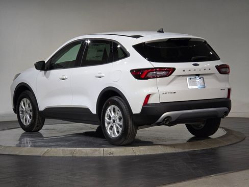 New 2026 Ford Escape Active w/ Cold Weather Package image 7