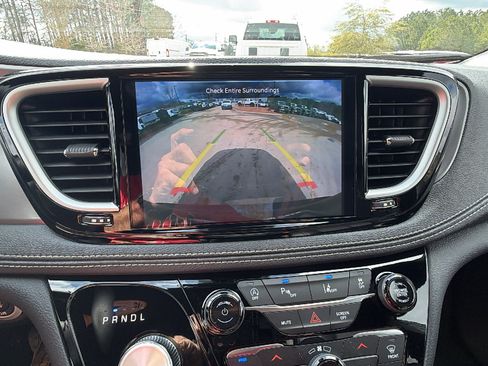 New 2026 Chrysler Pacifica Select w/ S Appearance Package FWD image 28