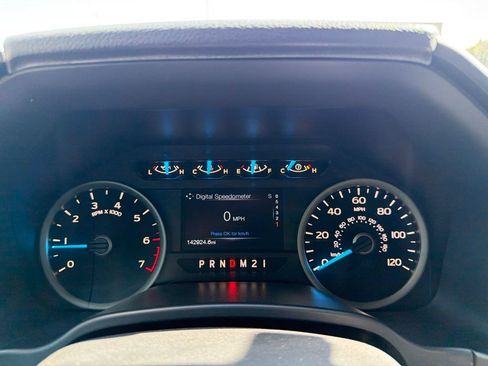 Used 2017 Ford F150 XLT w/ Equipment Group 301A Mid AWD/4WD image 25