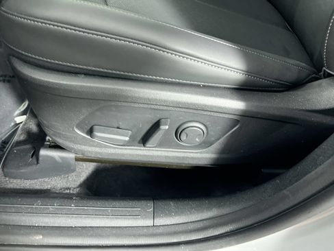 Used 2022 Kia Sorento EX w/ Panoramic Sunroof Package FWD image 14