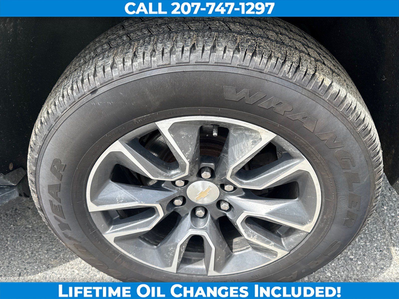 Used 2021 Chevrolet Suburban LT w/ LT Signature Package AWD/4WD image 9
