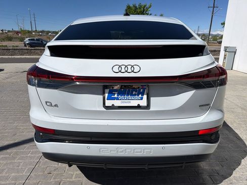 Used 2024 Audi Q4 e-tron Premium Plus w/ Premium Plus image 4