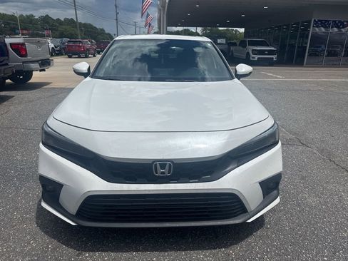 Used 2024 Honda Civic Sport Touring image 2