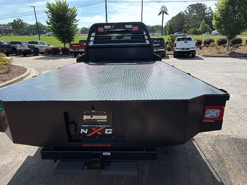 New 2026 RAM 5500 Tradesman w/ Chrome Appearance Group AWD/4WD image 9
