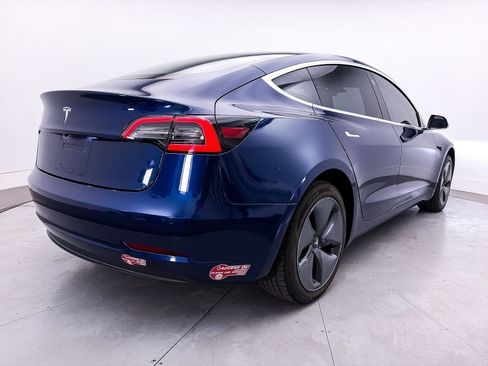 Used 2018 Tesla Model 3 Long Range RWD image 15