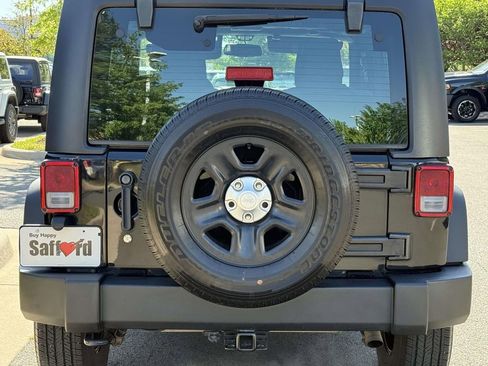 Used 2014 Jeep Wrangler Sport w/ Quick Order Package 24S AWD/4WD image 11