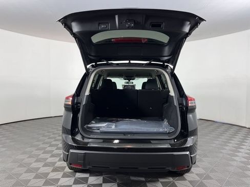 New 2026 Nissan Rogue SV w/ Cold Weather Package FWD image 46
