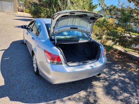 Used 2009 Honda Accord EX-L image 6
