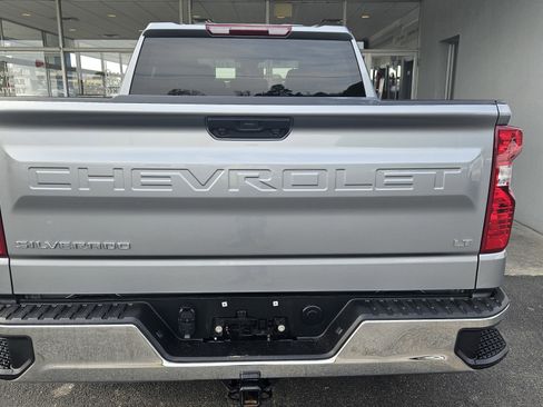 Used 2025 Chevrolet Silverado 1500 LT image 6