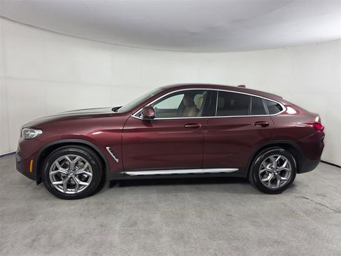 Used 2023 BMW X4 xDrive30i w/ Parking Assistance Package image 8
