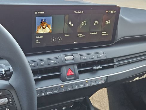 New 2026 Kia K4 FWD image 16