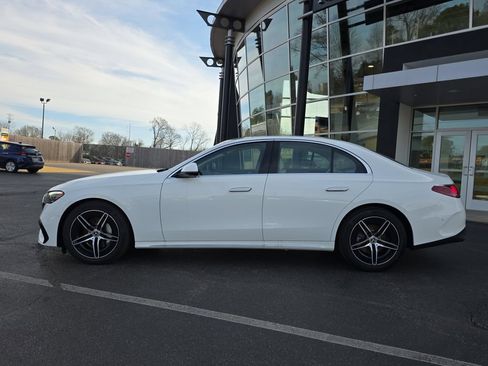 Used 2026 Mercedes-Benz E 350 4MATIC Sedan image 2