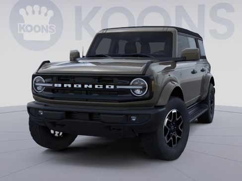 New 2026 Ford Bronco Outer Banks AWD/4WD image 1