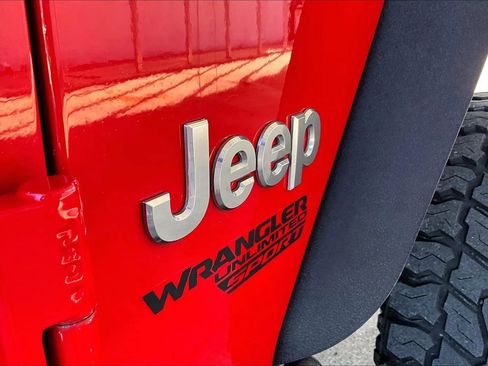 Used 2019 Jeep Wrangler Unlimited Sport S AWD/4WD image 21