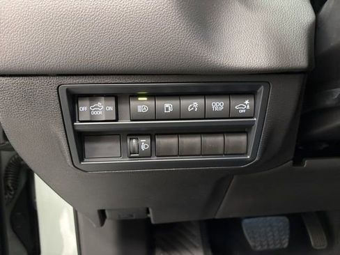 Used 2025 Toyota Tundra Limited image 16