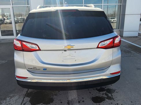 Used 2018 Chevrolet Equinox Premier image 5